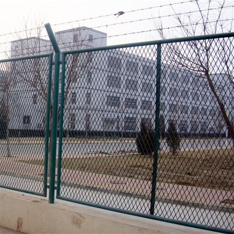 廠(chǎng)區(qū)隔離柵圖片2