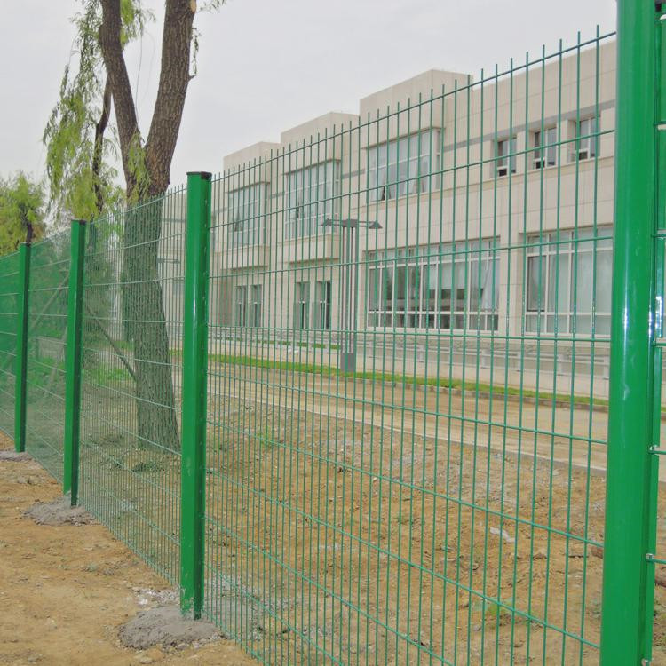 停車場折彎護(hù)欄圖片4