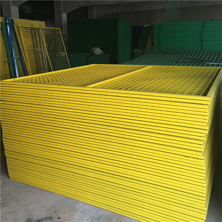 貨物存放隔離網(wǎng)圖片4 貨物存放隔離網(wǎng)圖片4