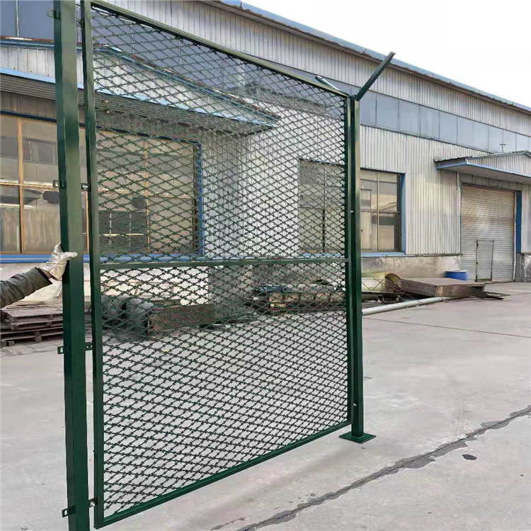 監(jiān)獄機場鋼網(wǎng)墻圖片4