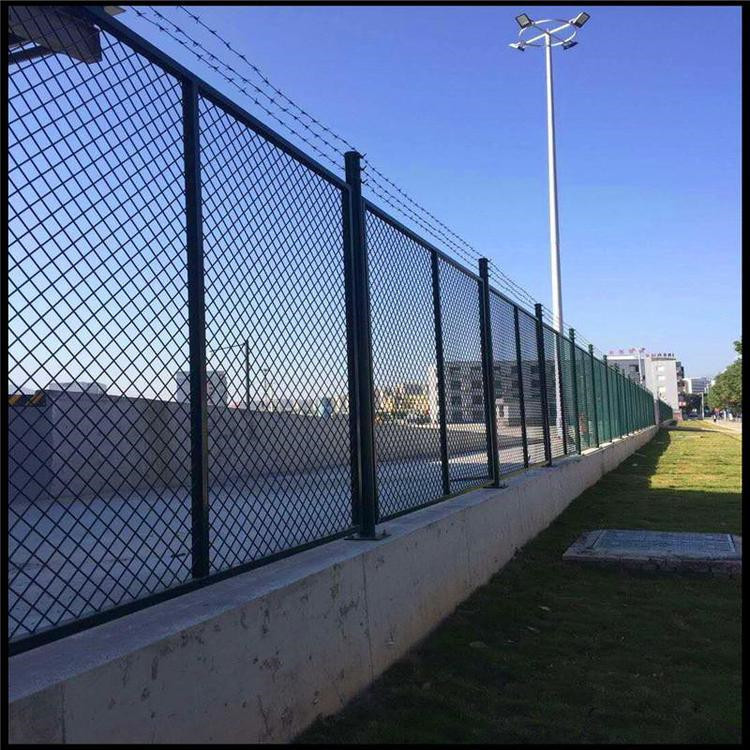 保稅區(qū)巡邏道圍網圖片2